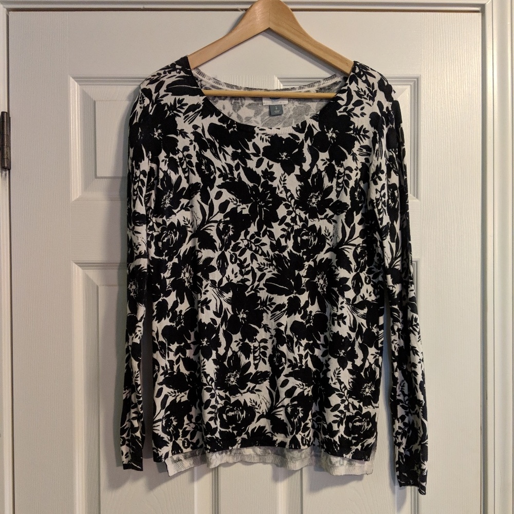 Old Navy Sweater